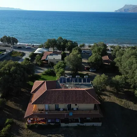 Leonidas Aparthotel *