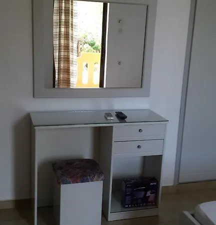 Leonidas Lejlighedshotel Kíssamos
